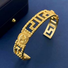 Picture of Versace Bracelet _SKUVersacebracelet07cly10616673